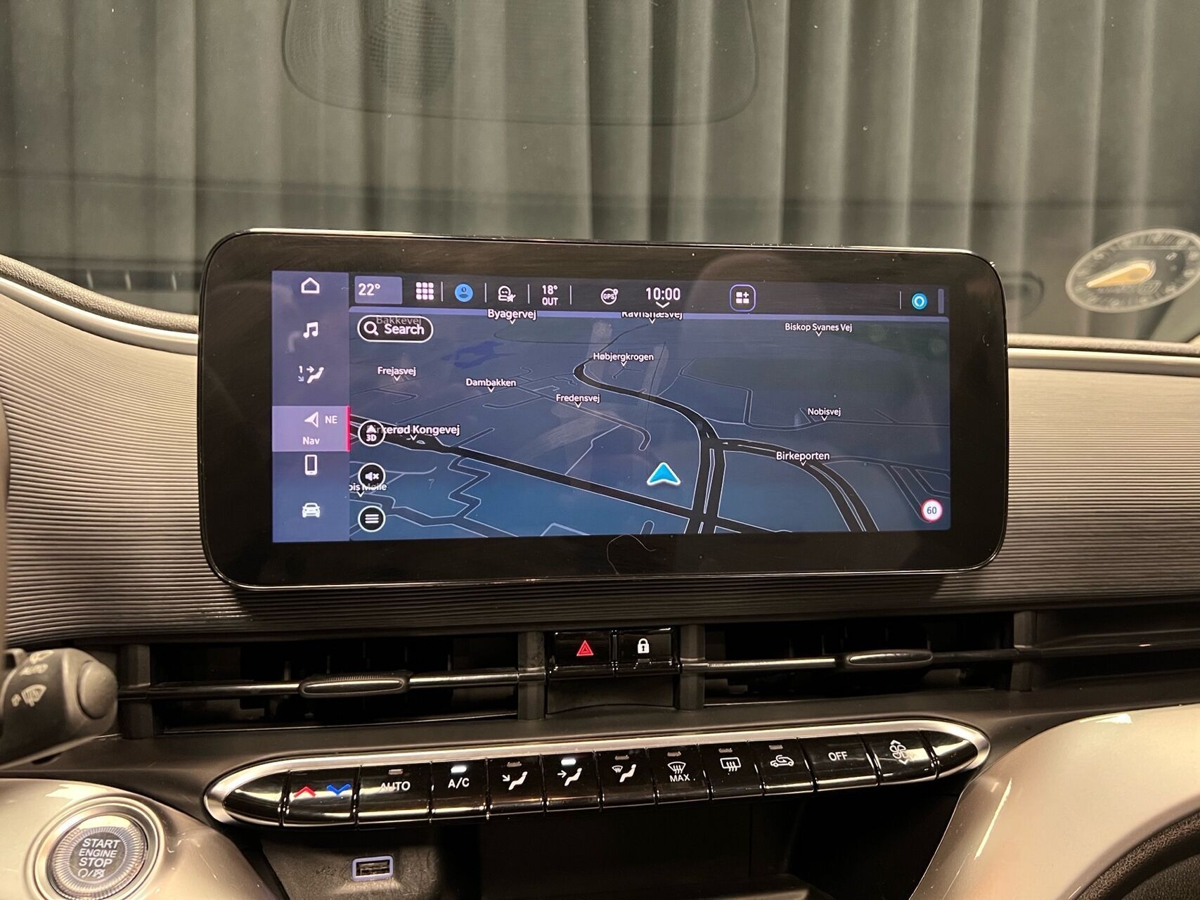 Grå Fiat 500e fra 2022