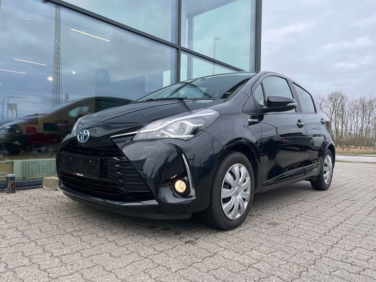 Toyota Yaris 1,5 Hybrid H2 Premium E-CVT 100HK 5d Trinl. Gear