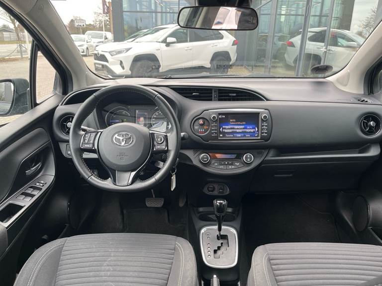Toyota Yaris 1,5 Hybrid H2 Premium E-CVT 100HK 5d Trinl. Gear