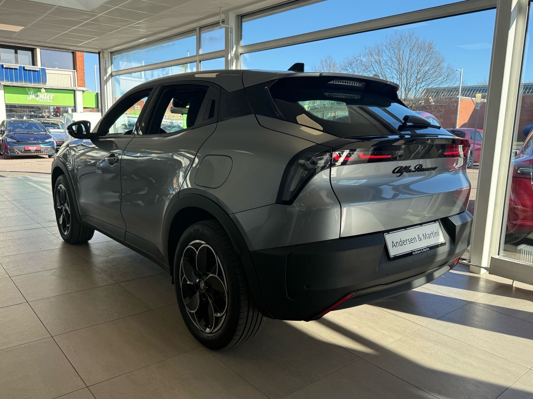 Alfa Romeo Junior EL Core 156HK 5d Aut.