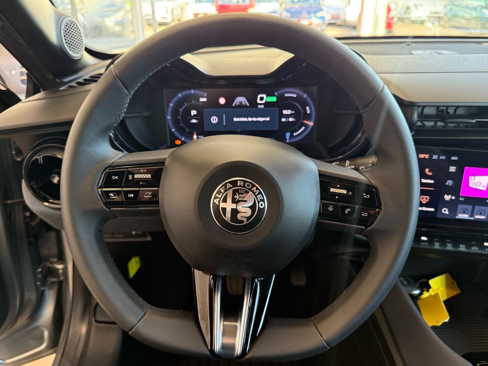 Alfa Romeo Junior EL Core 156HK 5d Aut.