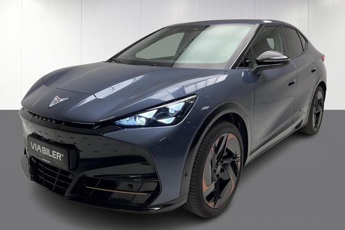Blå Cupra Tavascan fra 2024