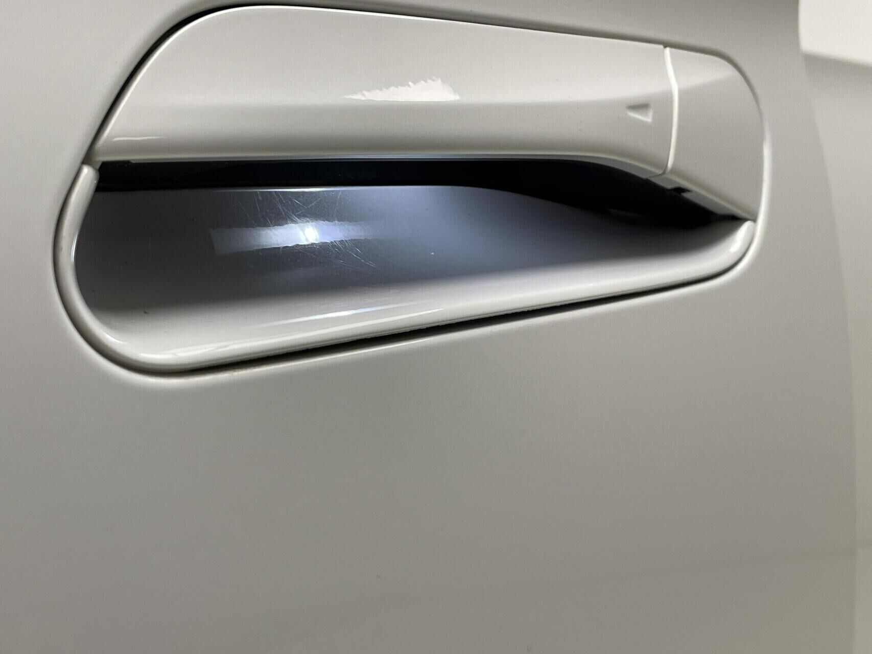 Hvid VW ID.4 fra 2022