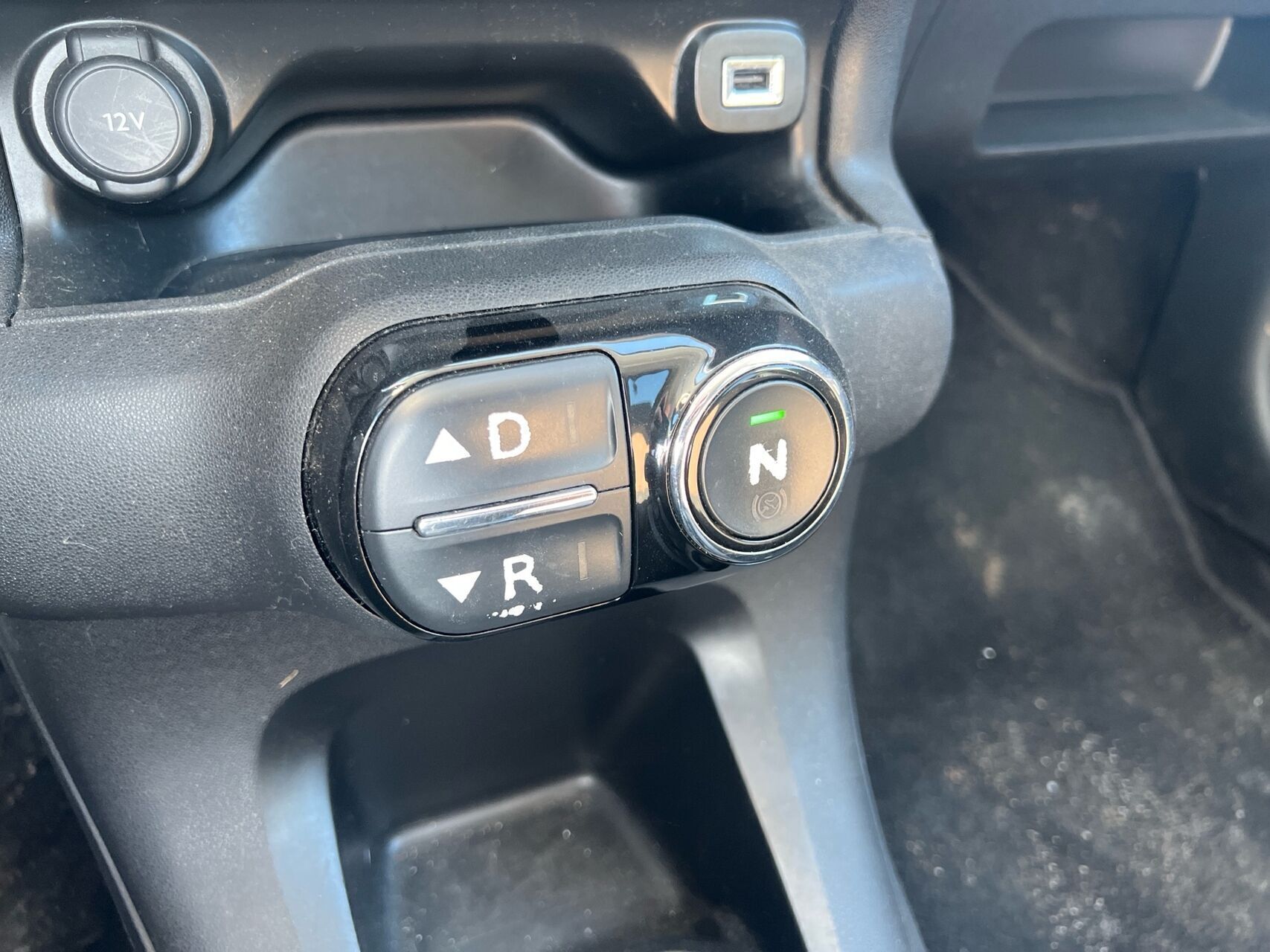 Hvid Citroën C4 Cactus fra 2014