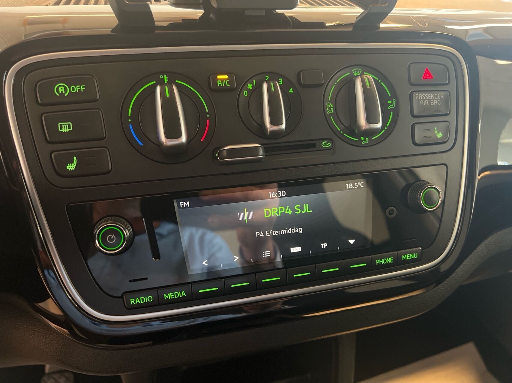 Grå Skoda Citigo fra 2018