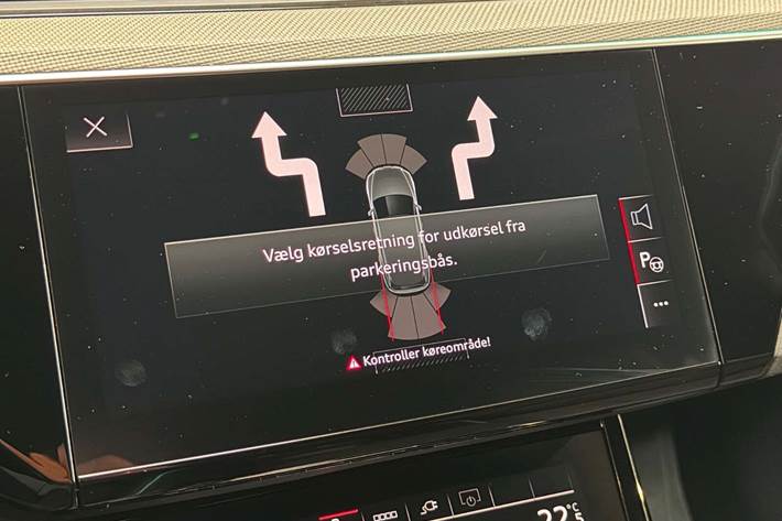 Sort Audi e-tron fra 2023