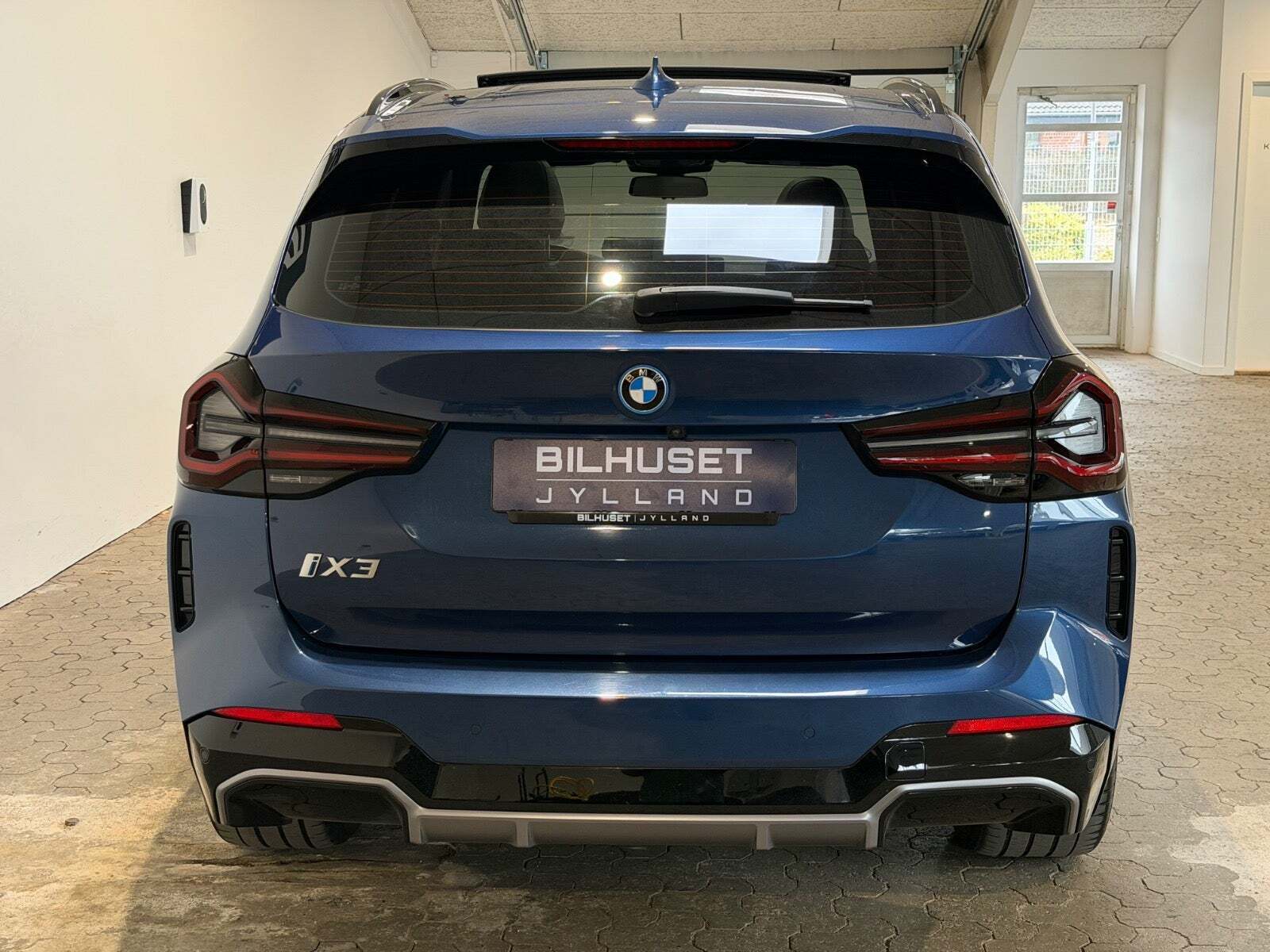 BMW iX3 Charged Plus M-Sport