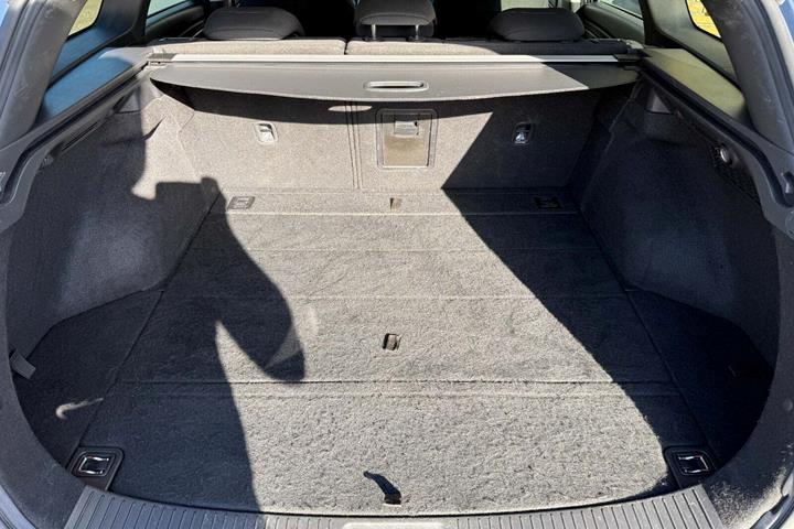 Blå Hyundai i30 fra 2017
