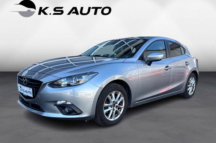 Sølv Mazda 3 fra 2013