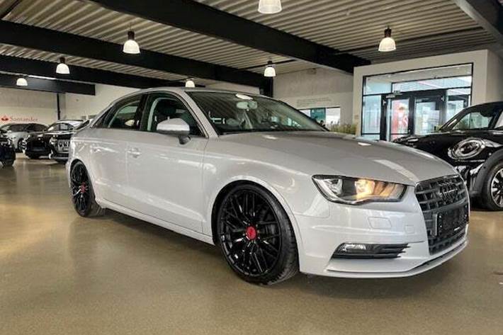 Grå Audi A3 fra 2015