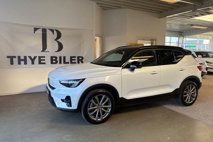 Hvid Volvo XC40 fra 2023