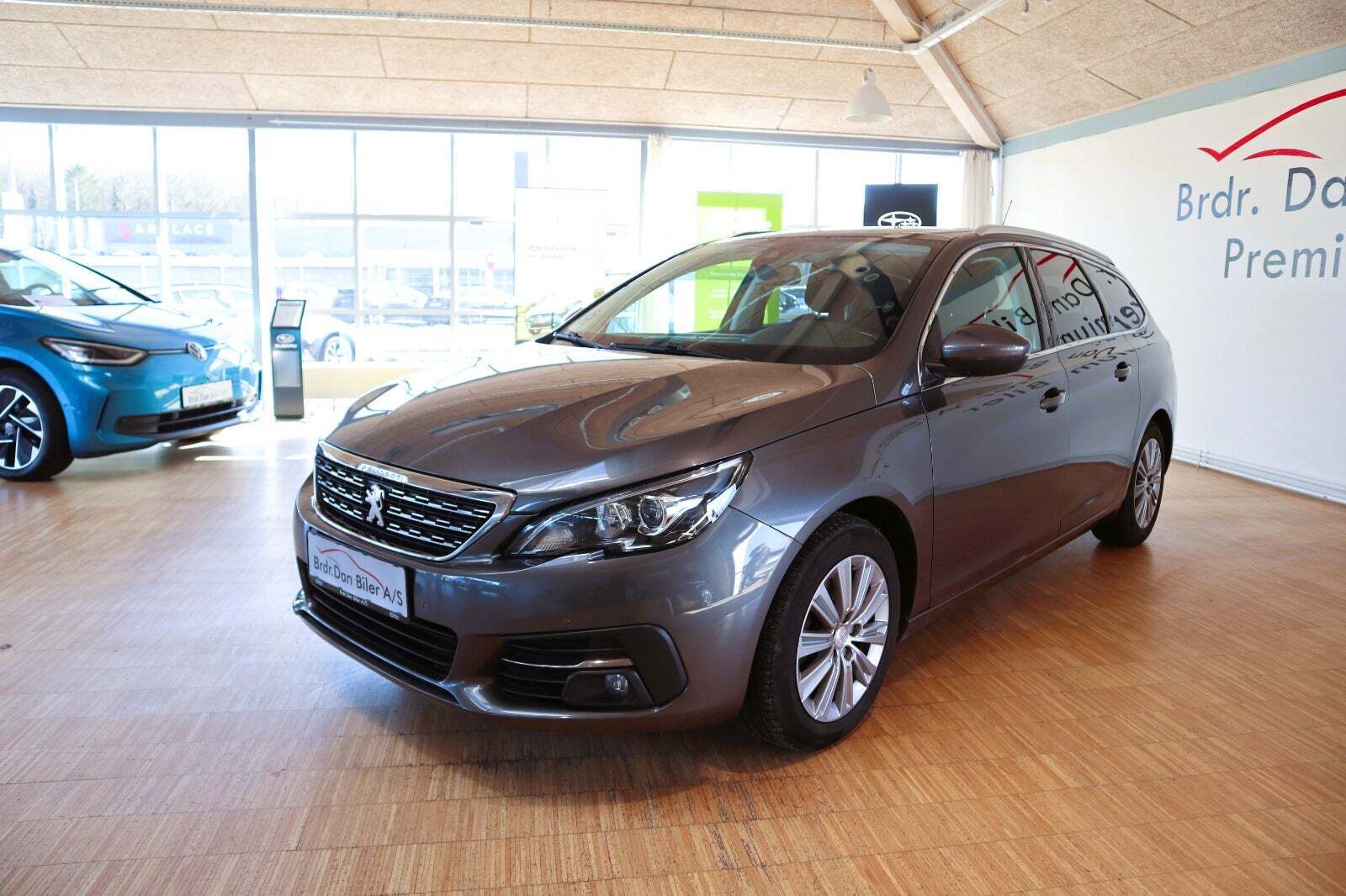 Peugeot 308 1,6 BlueHDi 120 Selection Sky SW