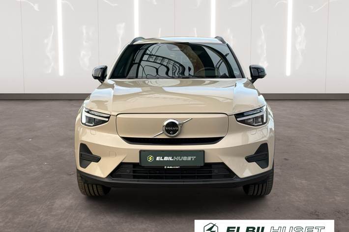 Orange Volvo EX40 fra 2025