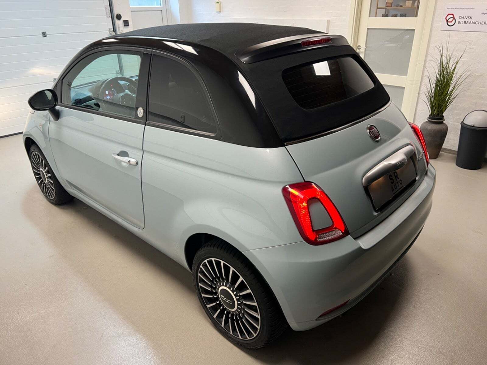 Fiat 500C 1,0 Hybrid Launch Edition