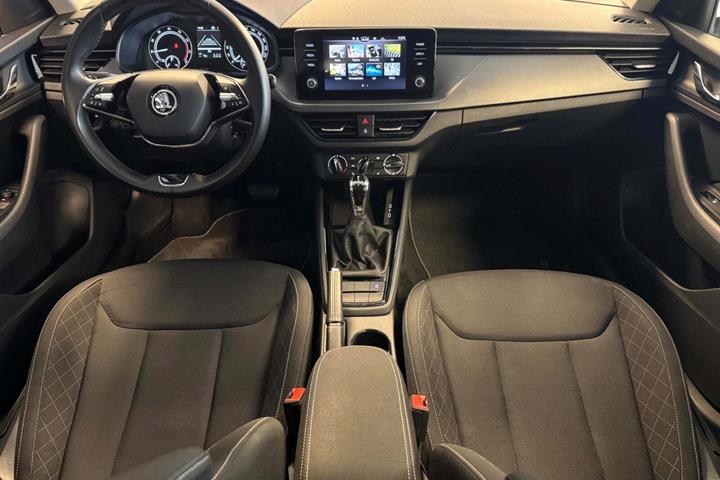 Sort Skoda Kamiq fra 2023