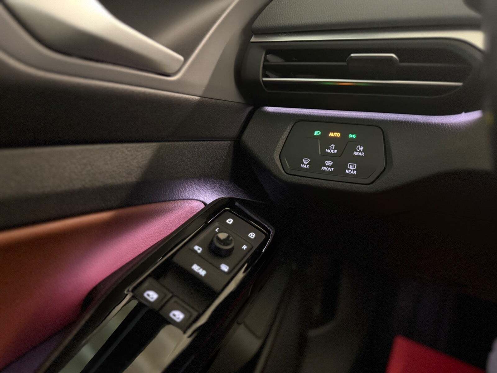 Hvid VW ID.4 fra 2021