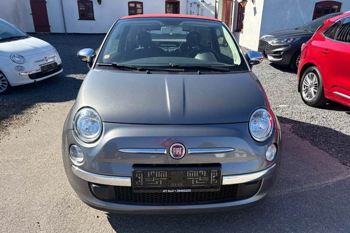 Grå Fiat 500C fra 2015