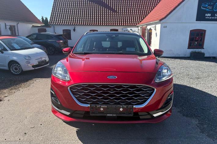 Rød Ford Kuga fra 2020