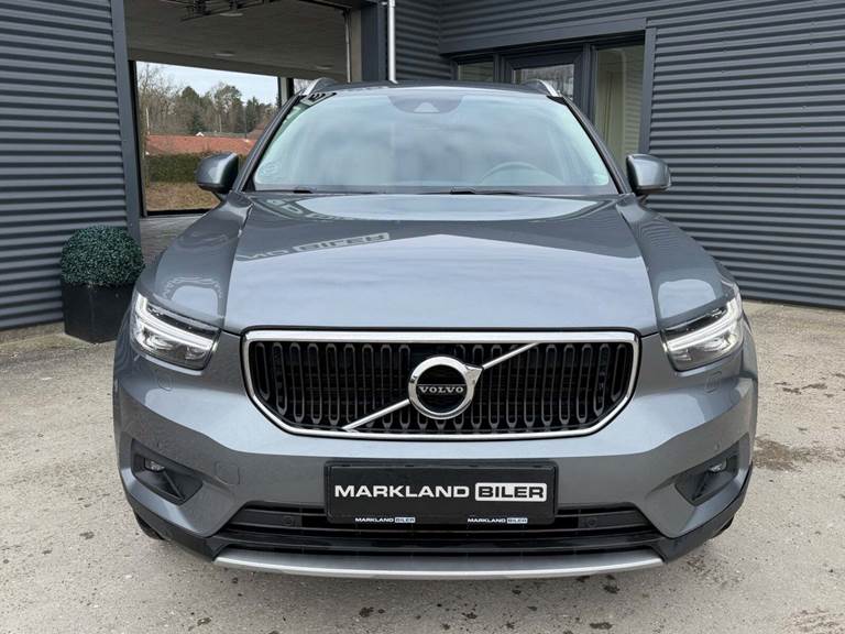 Volvo XC40 2,0 D4 190 Momentum aut. AWD