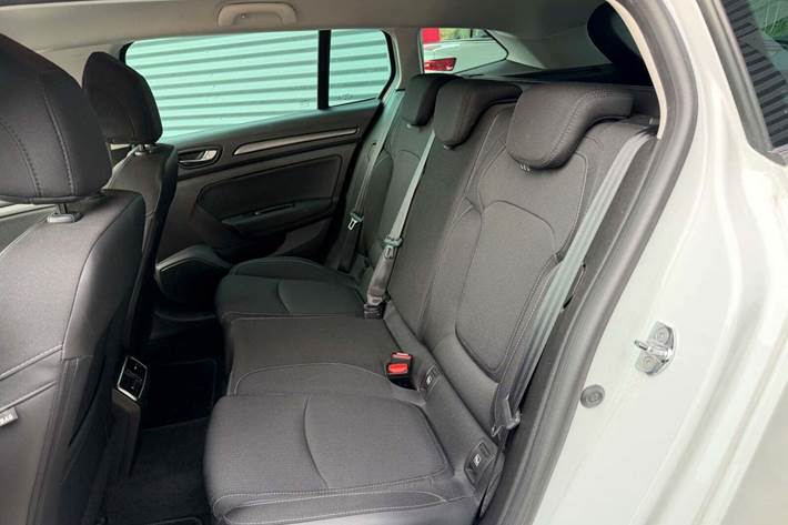 Hvid Renault Megane IV fra 2021