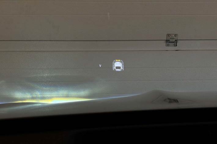 Sort Mercedes EQB300 fra 2022