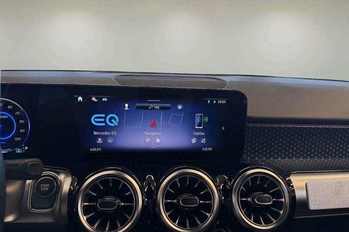 Hvid Mercedes EQB250+ fra 2025