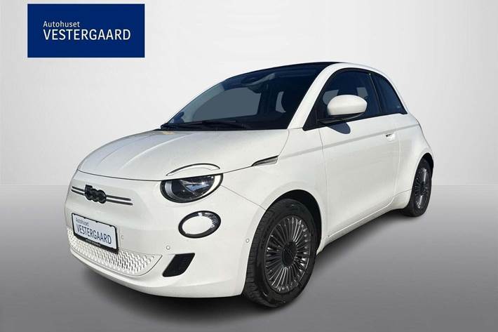 Hvid Fiat 500e fra 2024