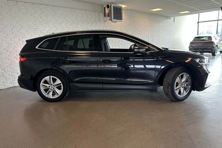 Sort Skoda Enyaq fra 2022