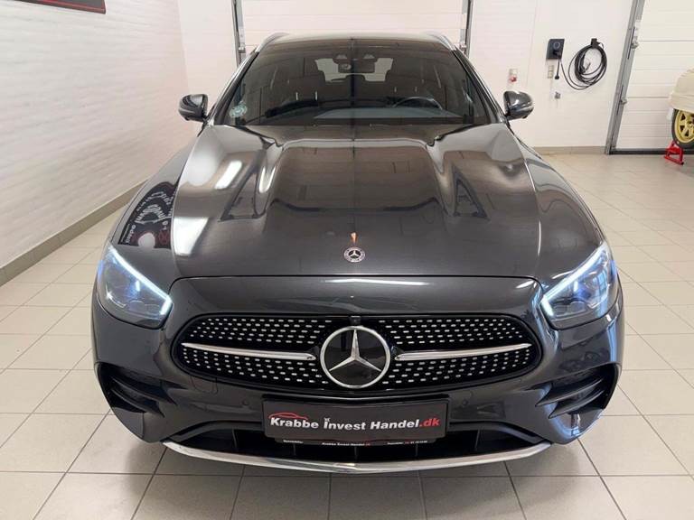 Mercedes E300 de 2,0 AMG Line stc. aut. 4Matic