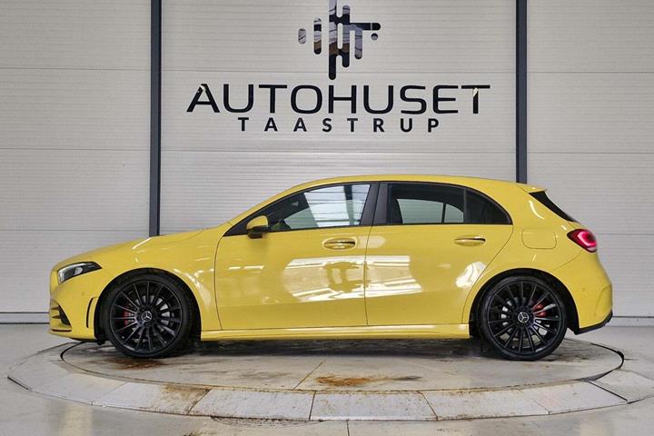 Gul Mercedes A200 fra 2019