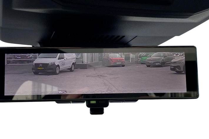 Sort Renault Scenic E-Tech fra 2024