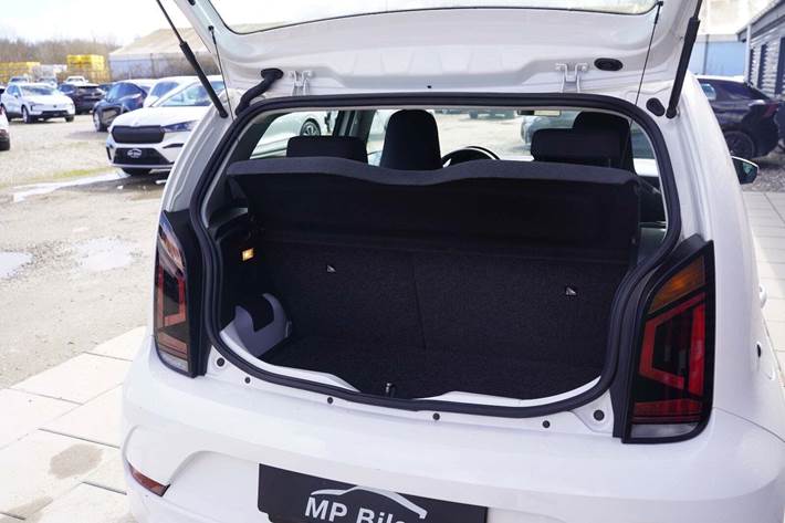 Hvid VW UP! fra 2020