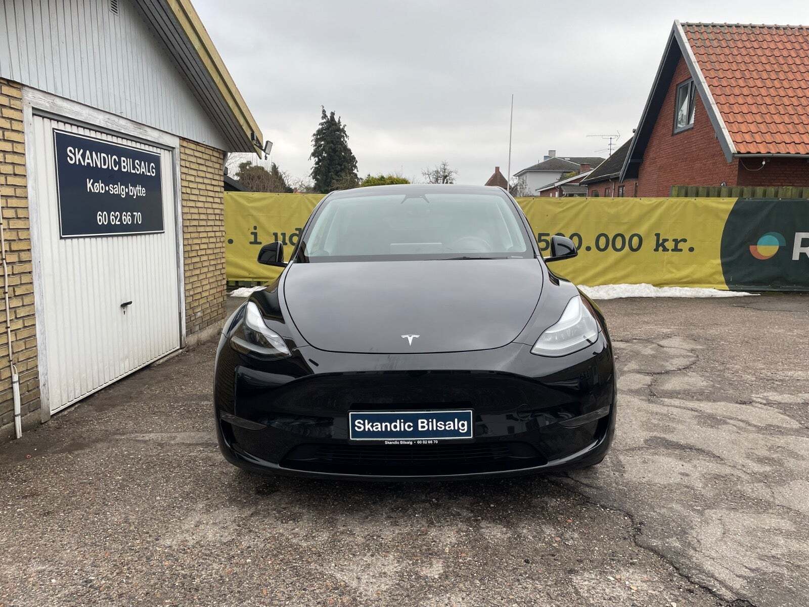 Tesla Model Y Long Range AWD