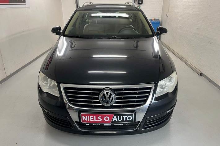 Sort VW Passat fra 2007