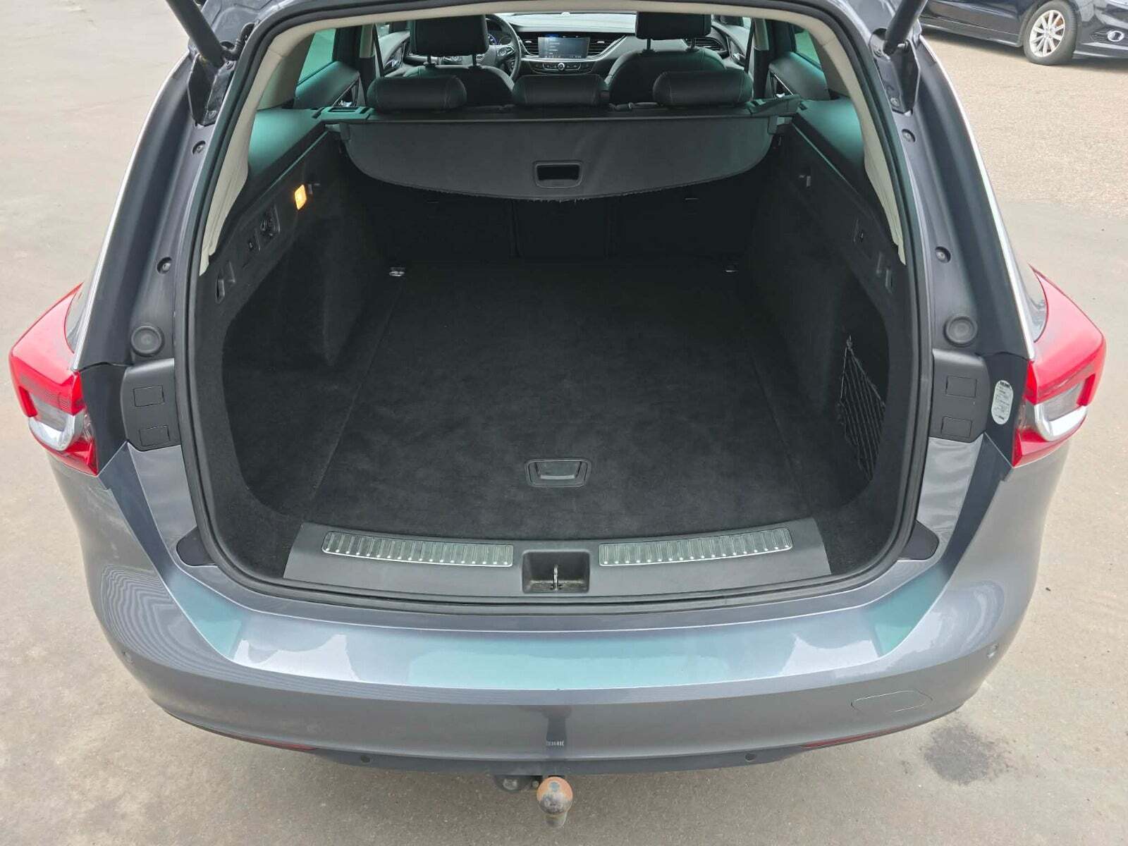 undefined Opel Insignia fra 2020