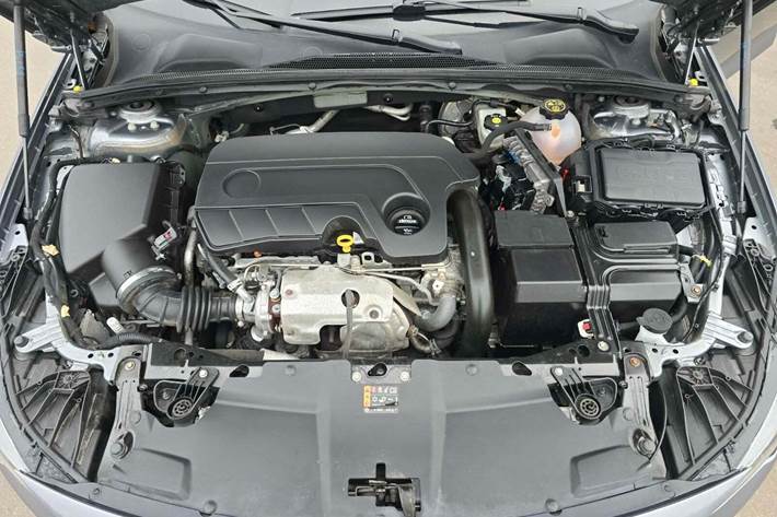 undefined Opel Insignia fra 2020