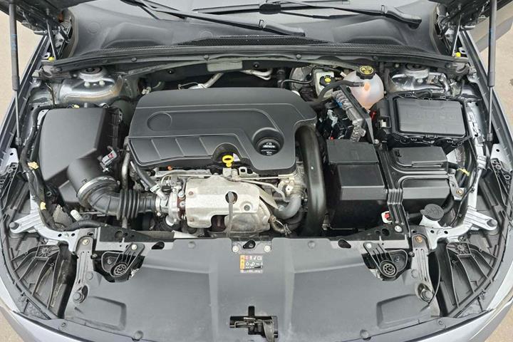 undefined Opel Insignia fra 2020