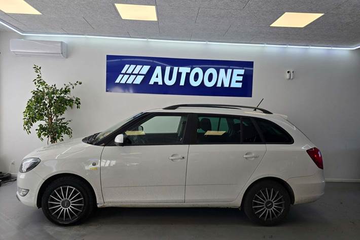 Hvid Skoda Fabia fra 2014