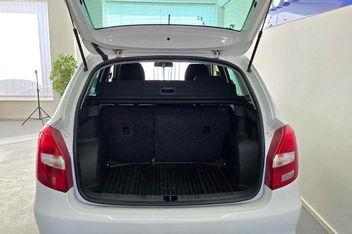 Hvid Skoda Fabia fra 2014