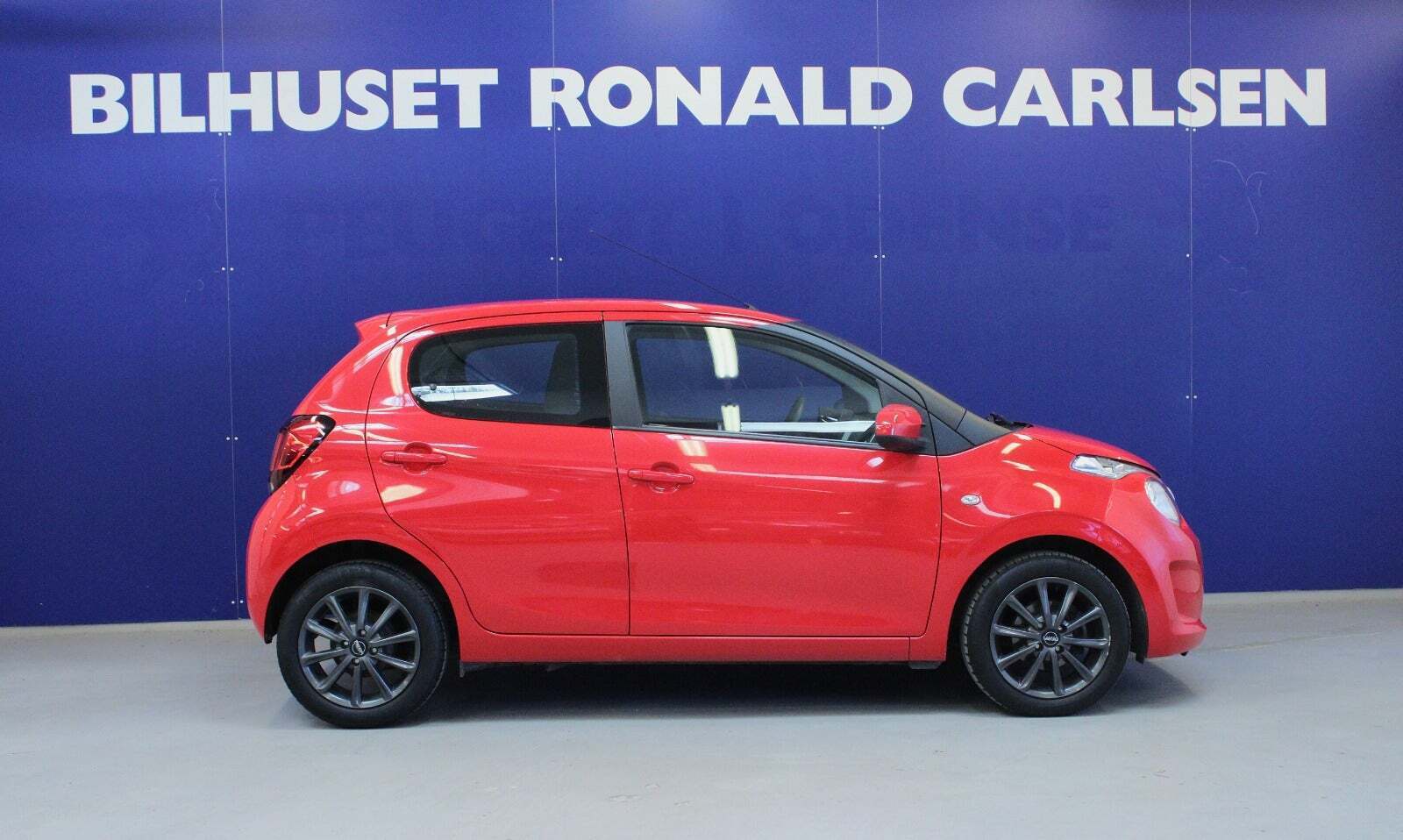 Rød Citroën C1 fra 2017