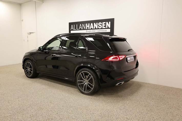 Sort Mercedes GLE350 de fra 2022
