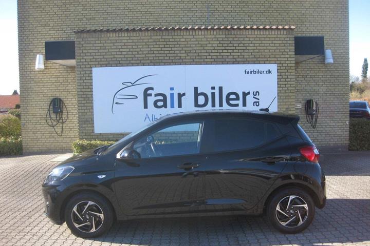 Sort Hyundai i10 fra 2024