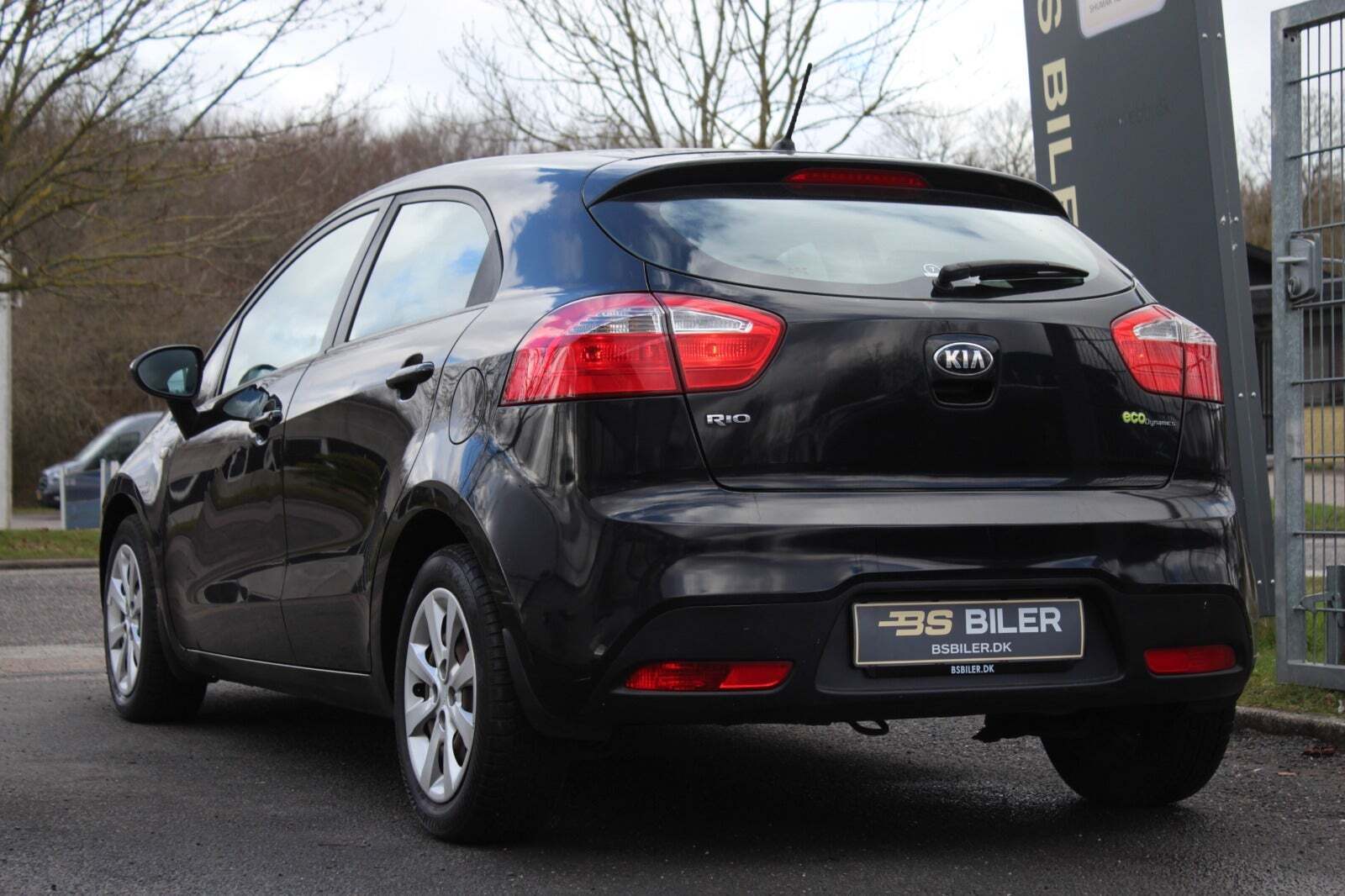 undefined Kia Rio fra 2013