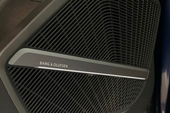 Blå Audi SQ5 fra 2018