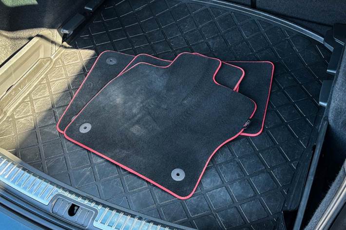 Grå Seat Leon fra 2018