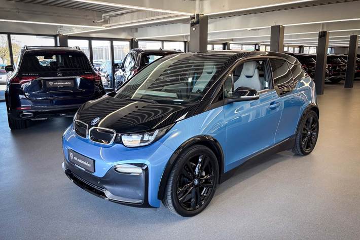 Blå BMW i3s fra 2018