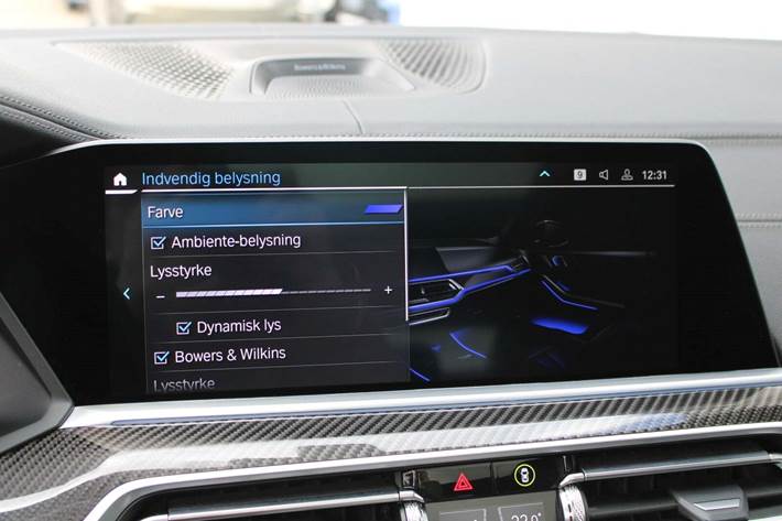 Hvid BMW X5 fra 2023