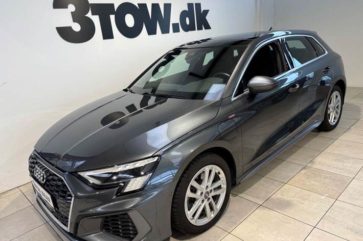 Grå Audi A3 fra 2021