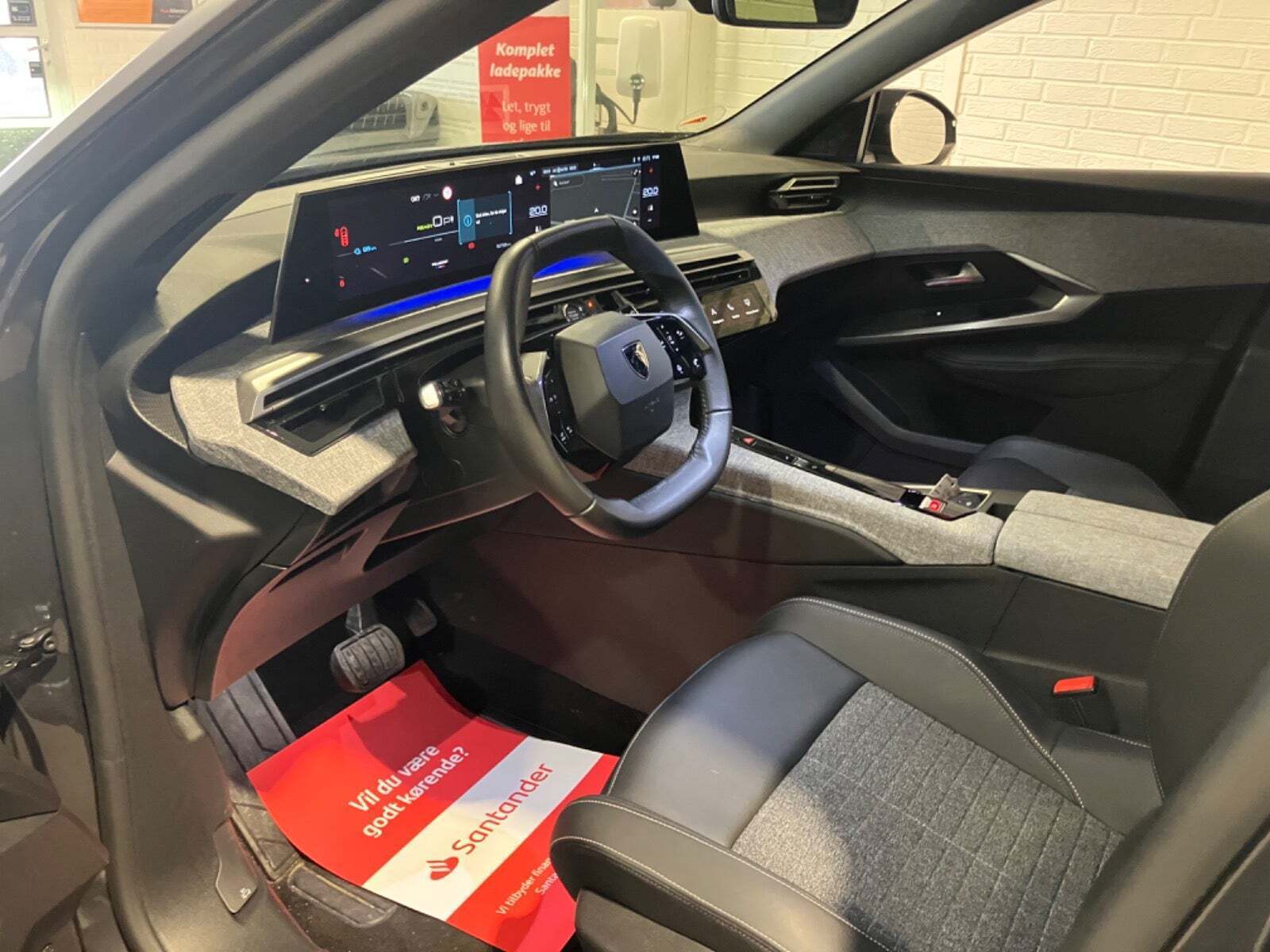 Peugeot e-5008 77 Allure 7prs