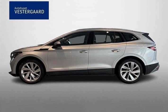 Hvid Skoda Enyaq fra 2022